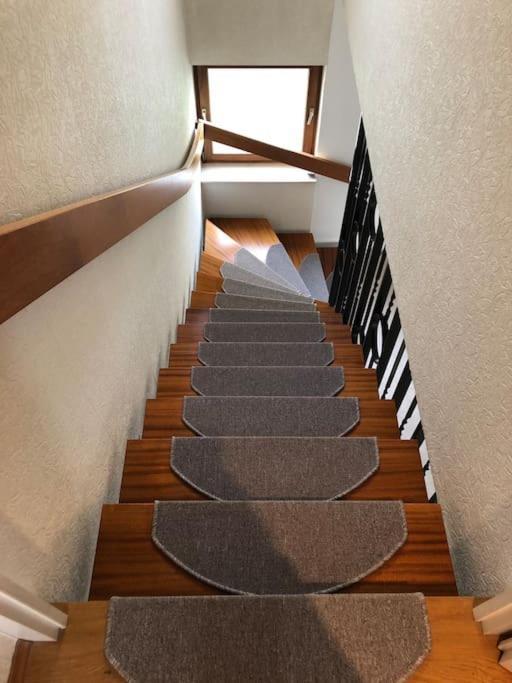 Grosse, Helle Wohnung Fuer Bis Zu 6 Personen 바인하임 외부 사진