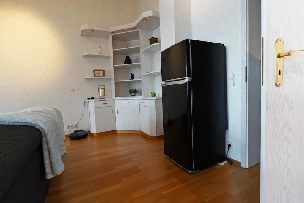 Grosse, Helle Wohnung Fuer Bis Zu 6 Personen 바인하임 외부 사진