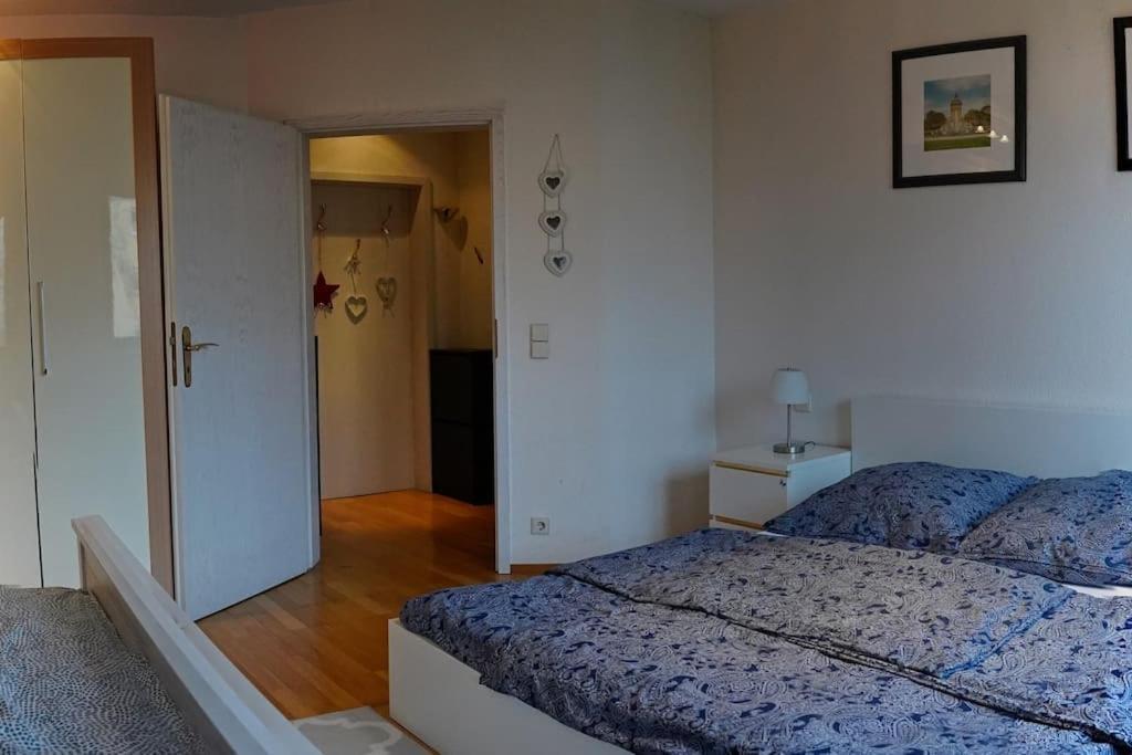 Grosse, Helle Wohnung Fuer Bis Zu 6 Personen 바인하임 외부 사진